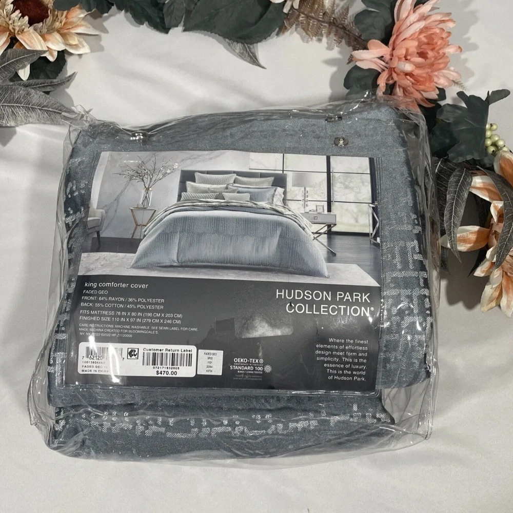 NIB $470 [ King ] Faded Geometric Duvet‎ for Hudson Park in Slate